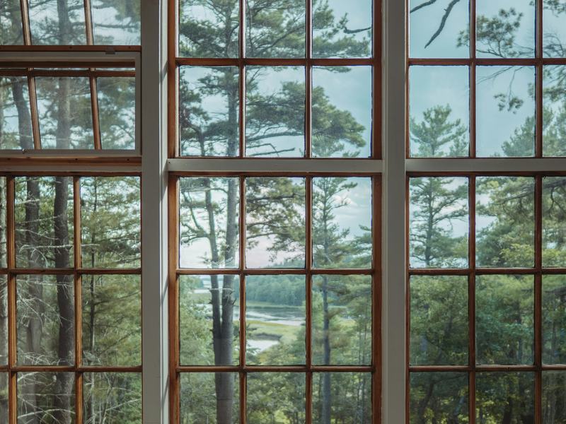 A window with a view outside